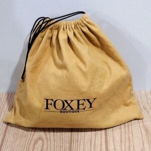 FOXEY BOUTIQUE Tan color Drawstring Protective Storage Dust Bag 17.5 x 16-in